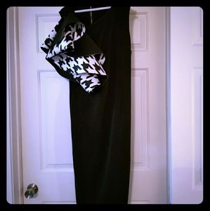 Black and.white dress